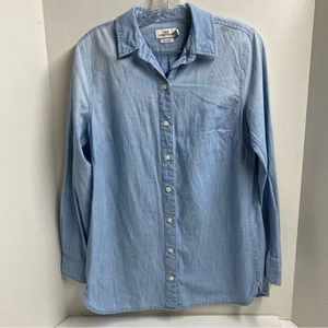 Vineyard vines relaxed fit  blue long sleeve blouse size 2 button front cotton